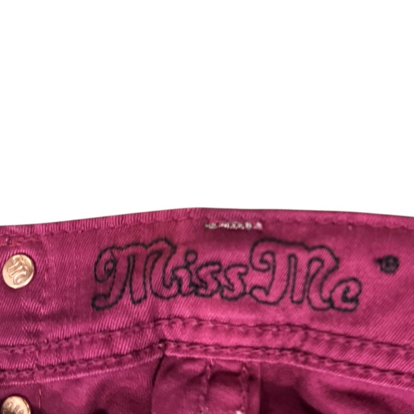 Miss Me Jeans in Color RASPBERRY - Picture 3 of 7